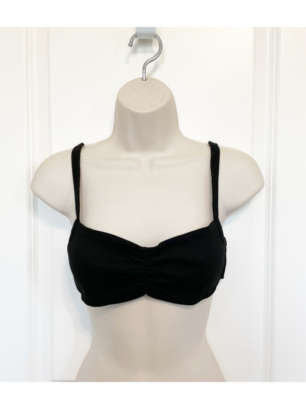 NWT Hey Babe Black Ribbed Crop Top Club Summer Gym Festival Size Small